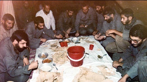بسترها و زمینه های اجتماعی شکلگیری گفتمان اشرافیگری در دولت سازندگی بسترها و زمینه های اجتماعی شکلگیری گفتمان اشرافیگری در دولت سازندگی