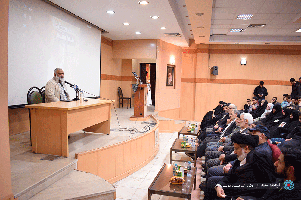 سردار نقدی: بیانیه گام دوم رهبر معظم انقلاب را با کوه الماس عوض نمی کنم سردار نقدی: بیانیه گام دوم رهبر معظم انقلاب را با کوه الماس عوض نمی کنم
