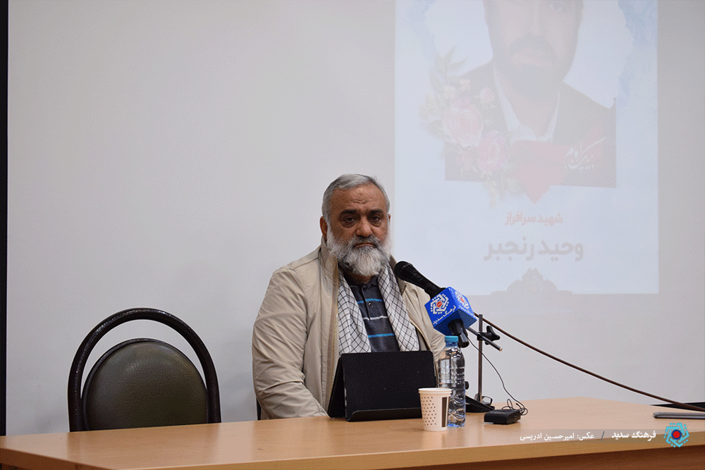 سردار نقدی: بیانیه گام دوم رهبر معظم انقلاب را با کوه الماس عوض نمی کنم سردار نقدی: بیانیه گام دوم رهبر معظم انقلاب را با کوه الماس عوض نمی کنم