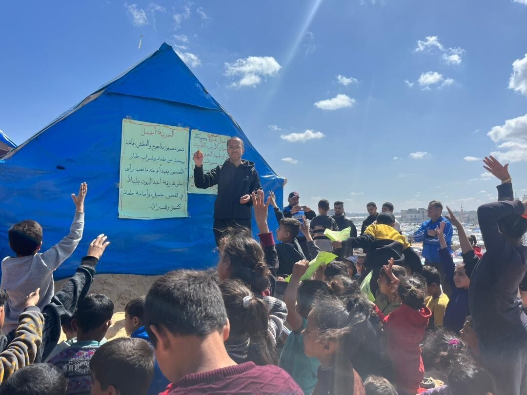 چادرها به کمک کودکان فلسطینی آمدند!