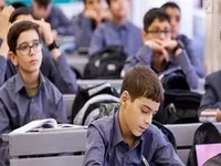 ترکیب آموزش مجازی و حضوری آسیب زا است