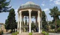 دلربایی طنز حافظ به خاطر بازیگوشی در زبان ومعناست