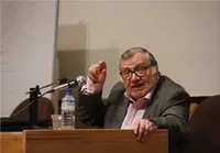 جریانی غیرفلسفی به نام فلسفه، دانشگاه&zwnj;ها را به قهقرا می&zwnj;برد