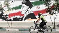 کشتن با هزاران زخم خنجر