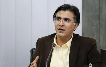 چالش با نظمِ موجود یعنی کنش سیاسی!