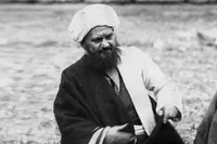 حوزه علمیه قم؛ سیاسی الحدوث، سیاسی البقا