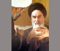 شخصیت امام در غرب مهجور ماندن است