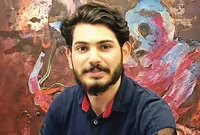 حاج قاسم با هیچ قهرمانی قابل مقایسه نیست