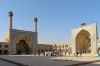 آینده دین در گرو تعامل ایران&zwnj;گرایی و اسلام&zwnj;گرایی است