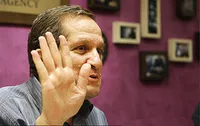 مساله ادبیات پایداری دفاع از حیثیت و هویت انسان است