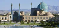 جدال معماری ایرانی با معماری پولی