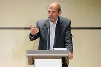 نیازمند علم روزآمد، مبتنی بر نیاز&zwnj;های جامعه خود هستیم