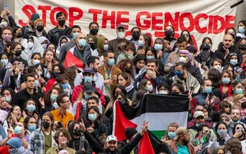 ما برای فلسطین ایستاده‌ایم!