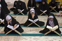 با قرآن زندگی کنیم