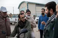حضور جهادی معاونت فرهنگی سپاه در مناطق سیل زده پلدختر/ ماجرای جالب دادوبیداد رییس هلال احمر منطقه بر سر سردار نقدی!