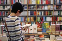 یک بغل کتاب برای تعطیلات نوروزی