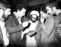 برای او که در غربت مواجهه با انحراف و التقاط را کلید زد