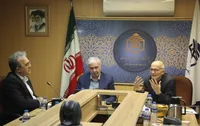 نگاه فرمالیستی به تحقیق اشتباه است