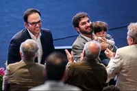 چند می&zwnj;گیری امضا کنی!