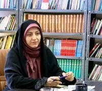 مهم&zwnj;ترین مشکل پیش روی نویسنده انقلابی وجود مافیای پخش است/ نسل سوم انقلاب دست&zwnj;به&zwnj;قلم شده&zwnj;اند/ در عرصه بین الملل نه&zwnj;تنها ارائه&zwnj;کننده آثار نبوده&zwnj;ایم بلکه آثار ضدانقلاب توسط نهادهای دولتی ترجمه می&zwnj;شود
