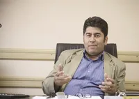 اقبال به فضای مجازی به دلیل خلاء در زیرساخت های اجتماعی است