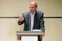 نیازمند علم روزآمد، مبتنی بر نیاز&zwnj;های جامعه خود هستیم