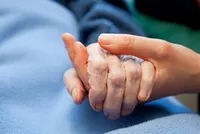 فراموش&zwnj;شان نکن، چه باشند یا رفته نباشند