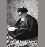 چالش سلسله جنبان انقلاب با تاریخ&zwnj;نگاری روشنفکران غربگرا
