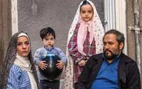 یک کمدی سیاسی جلف
