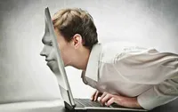 حمله به هویت با شباهت&zwnj;های تقلیدی