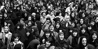 امام خمینی: شما زنان رهبرنهضت ما هستید
